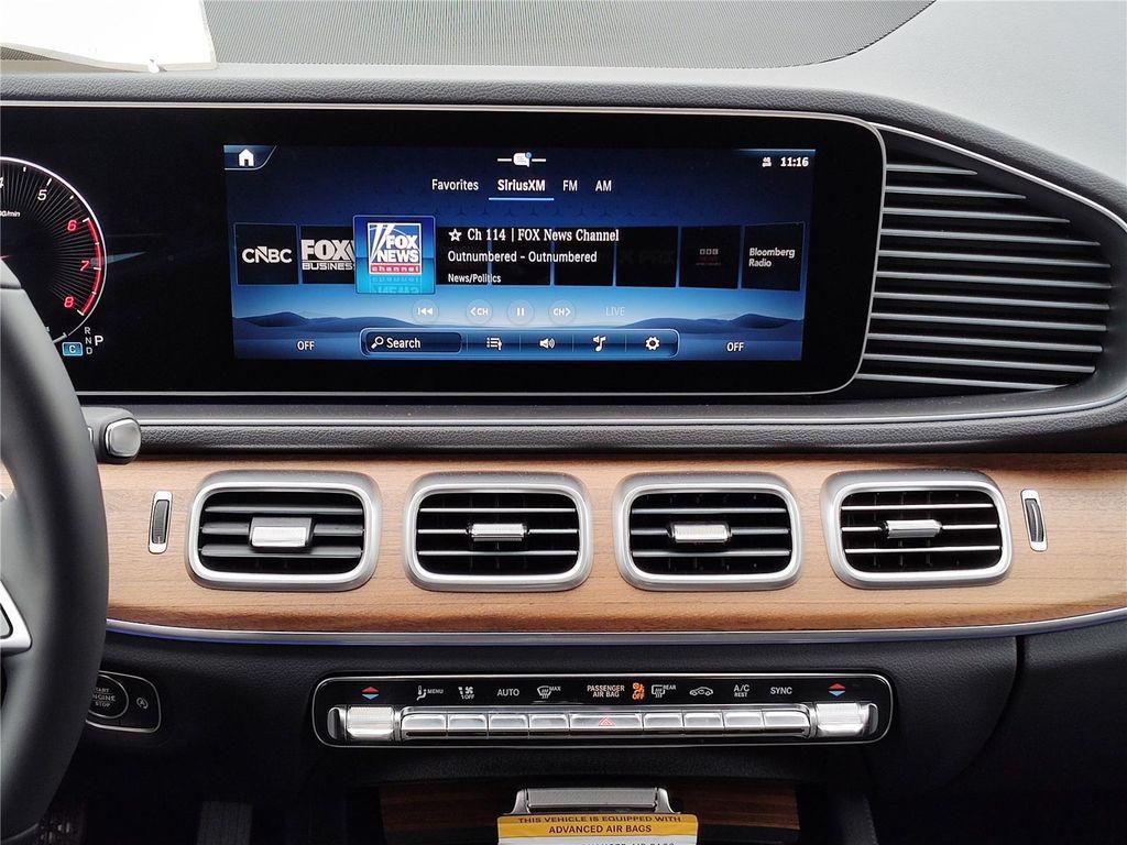 new 2025 Mercedes-Benz GLE 350 car, priced at $70,125