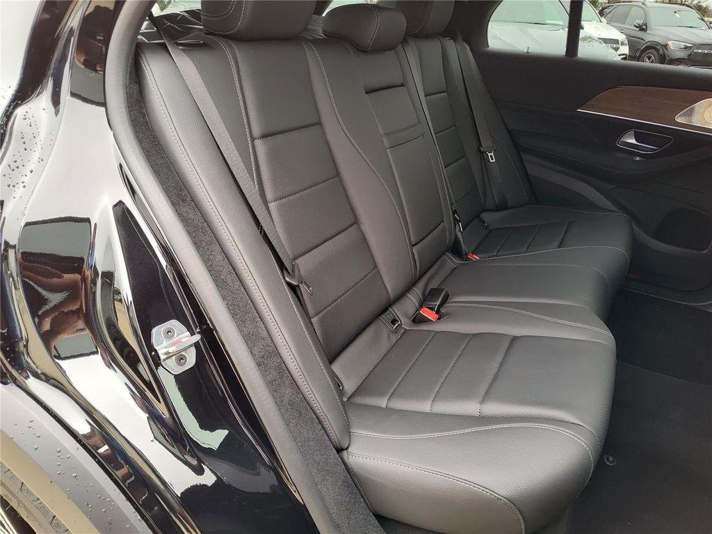 new 2025 Mercedes-Benz GLE 350 car, priced at $70,125