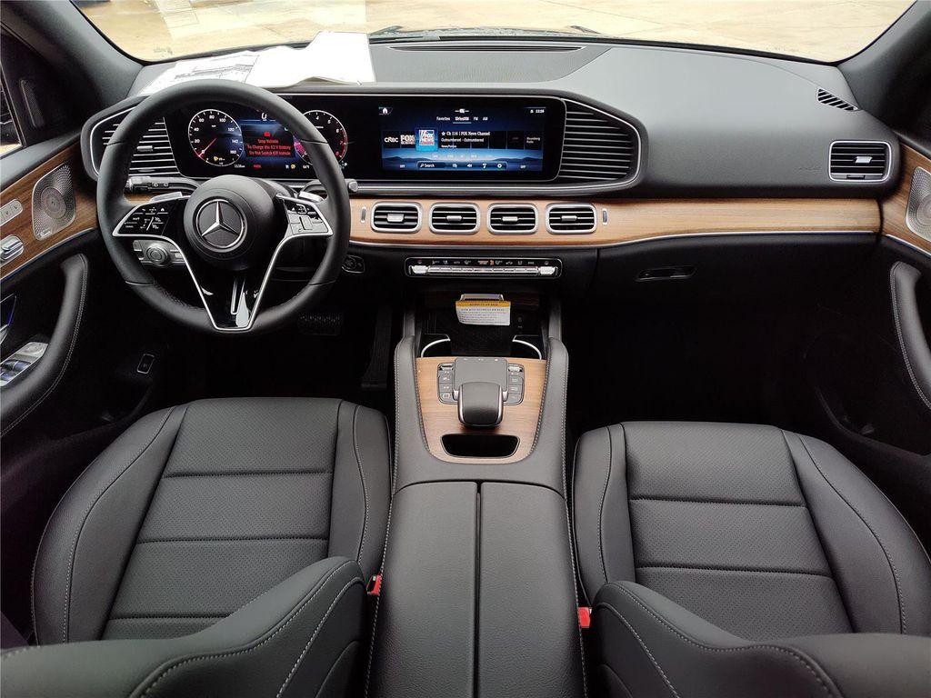 new 2025 Mercedes-Benz GLE 350 car, priced at $70,125