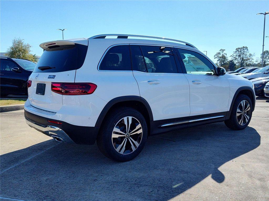 new 2026 Mercedes-Benz GLB 250 car, priced at $49,935