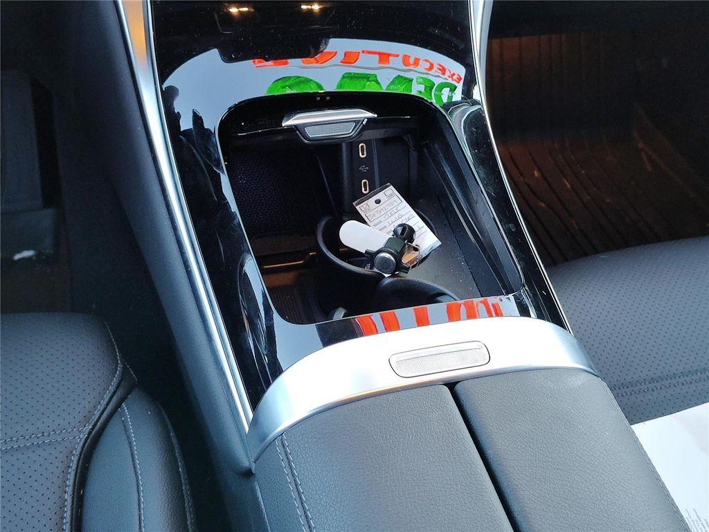 new 2025 Mercedes-Benz GLC 300 car, priced at $56,585