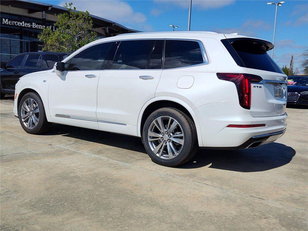 used 2023 Cadillac XT6 car, priced at $37,970