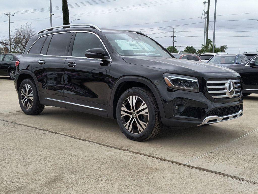 new 2024 Mercedes-Benz GLB 250 car, priced at $45,800