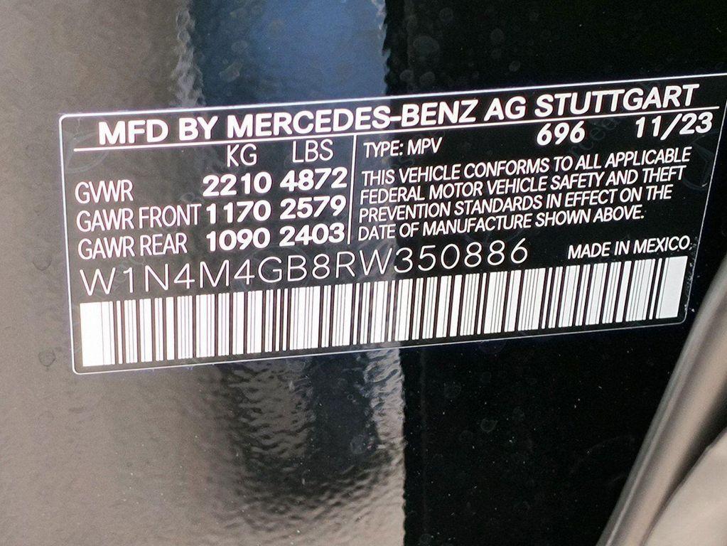new 2024 Mercedes-Benz GLB 250 car, priced at $45,800