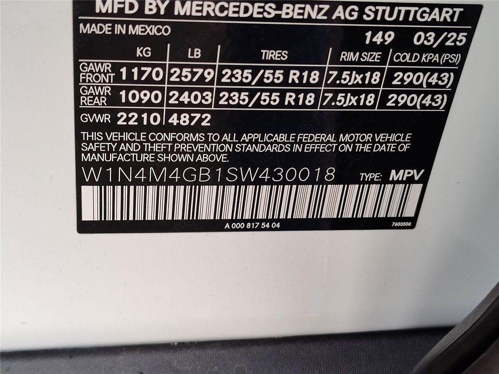 new 2025 Mercedes-Benz GLB 250 car, priced at $49,580