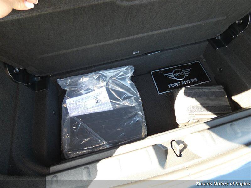 used 2025 MINI Hardtop car, priced at $28,998