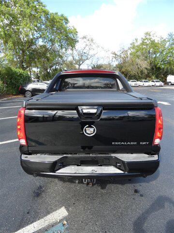 used 2007 Cadillac Escalade EXT car, priced at $10,998