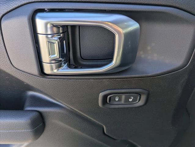 new 2026 Jeep Wrangler car, priced at $42,072