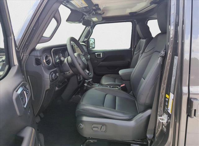 new 2025 Jeep Gladiator car, priced at $40,550