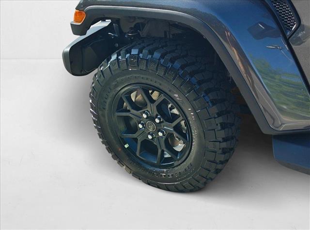 new 2025 Jeep Gladiator car, priced at $40,250