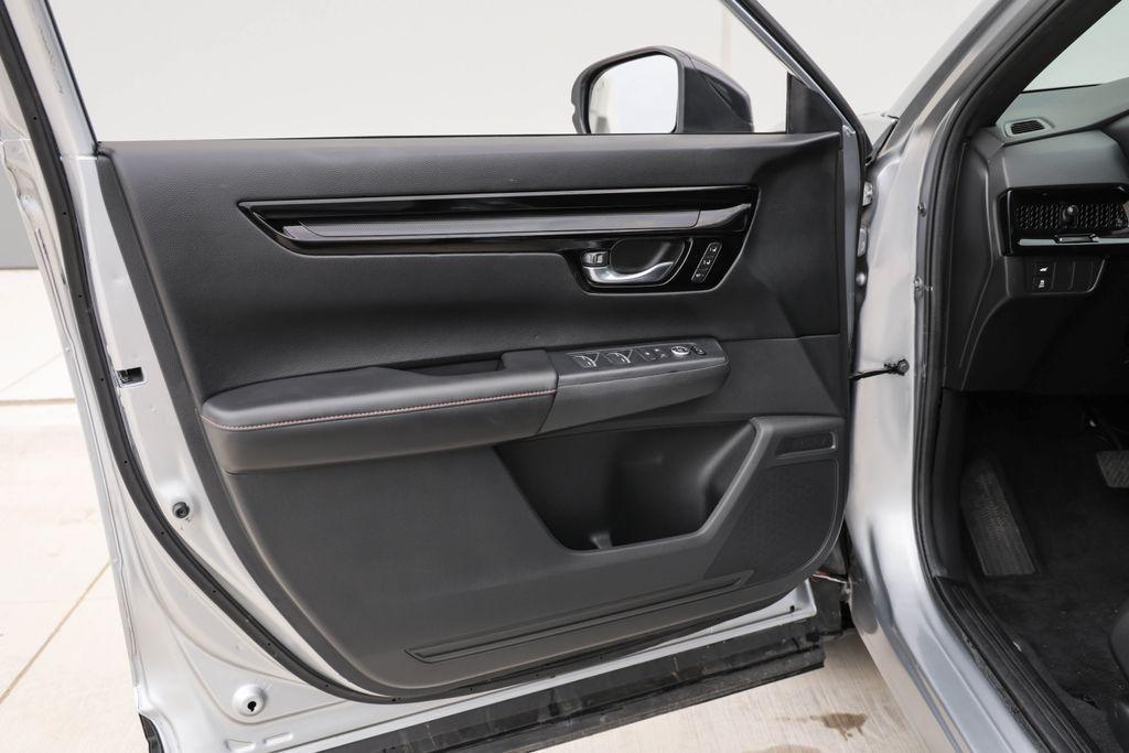 used 2023 Honda CR-V Hybrid car, priced at $33,577