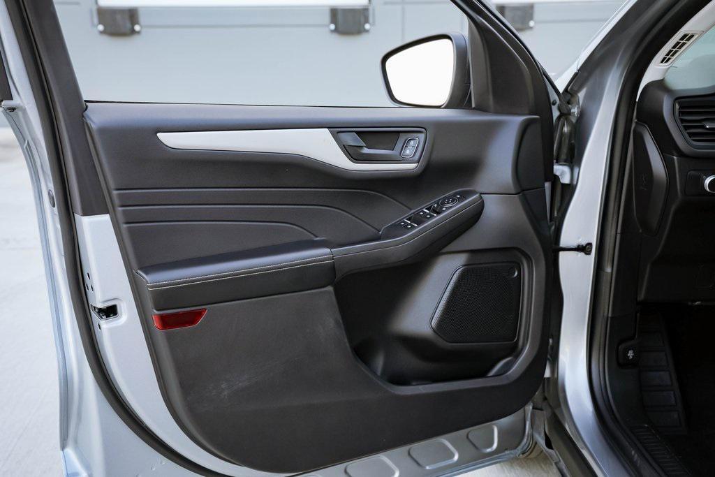 used 2022 Ford Escape car, priced at $15,000