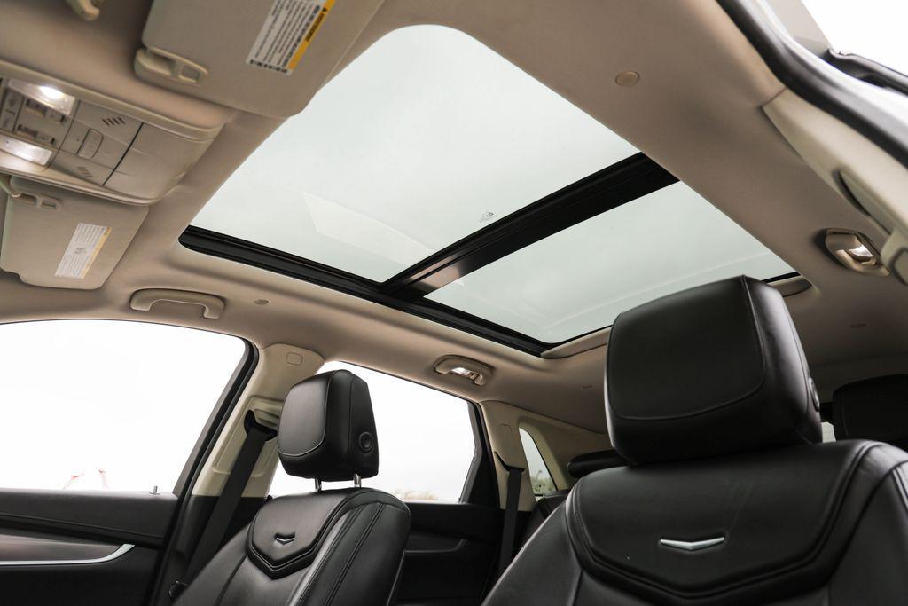 used 2017 Cadillac XT5 car, priced at $11,277