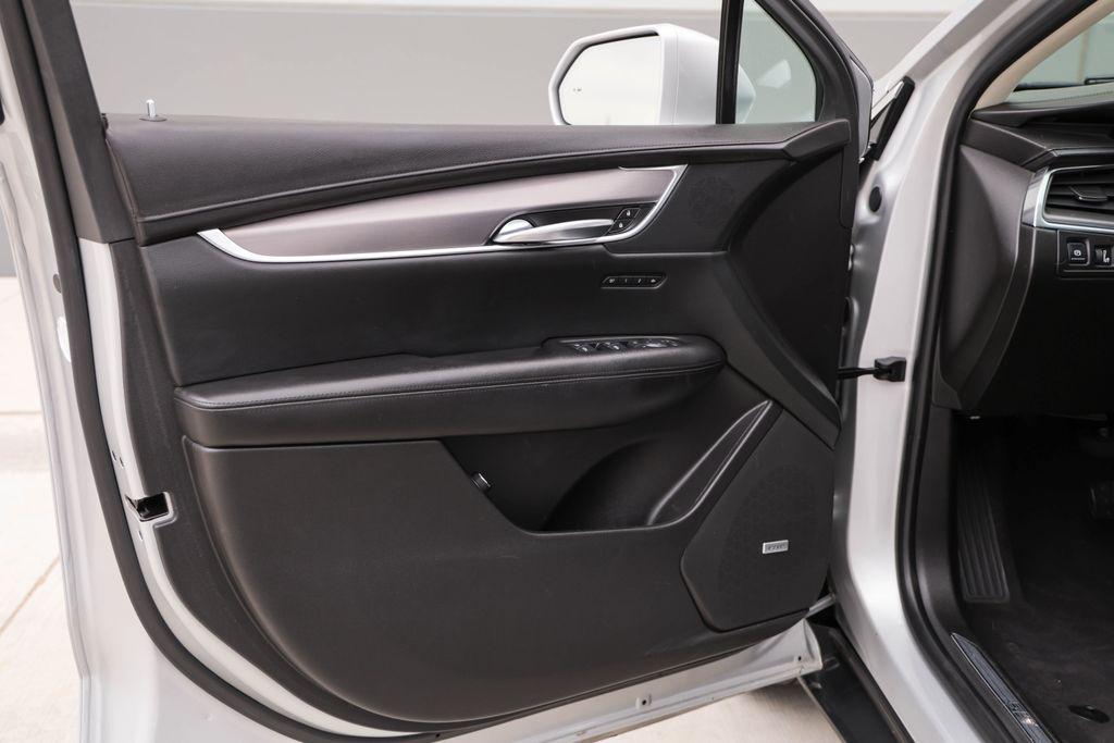 used 2017 Cadillac XT5 car, priced at $11,277