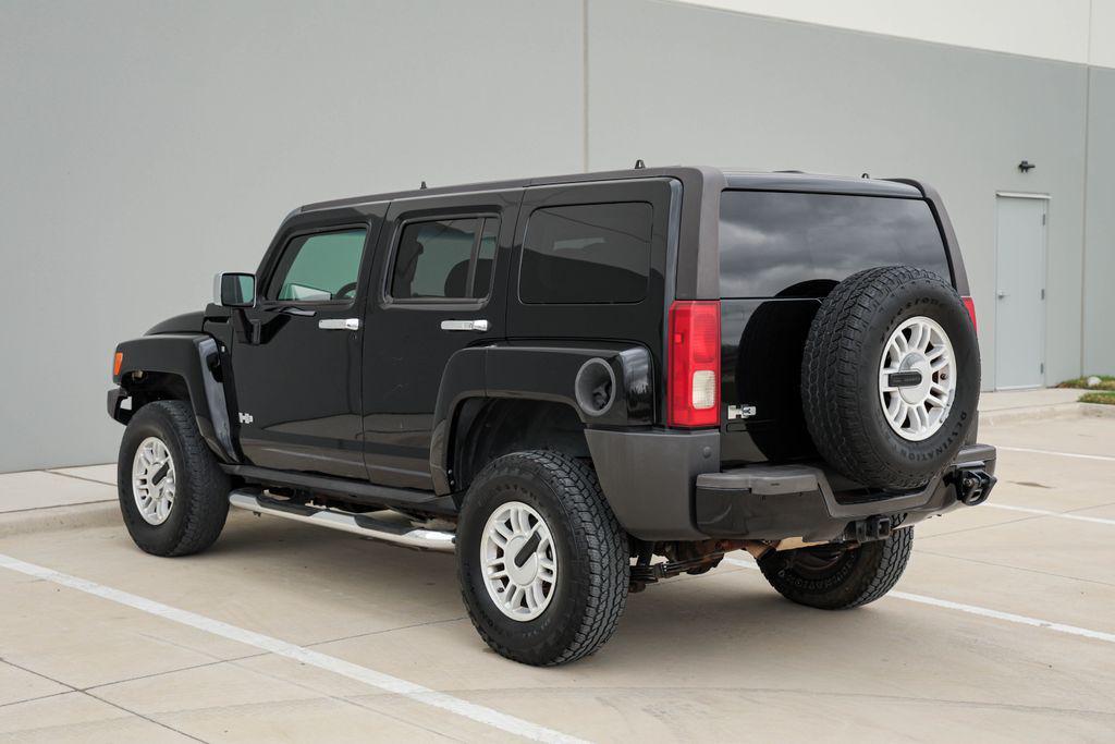 used 2006 Hummer H3 car, priced at $7,777