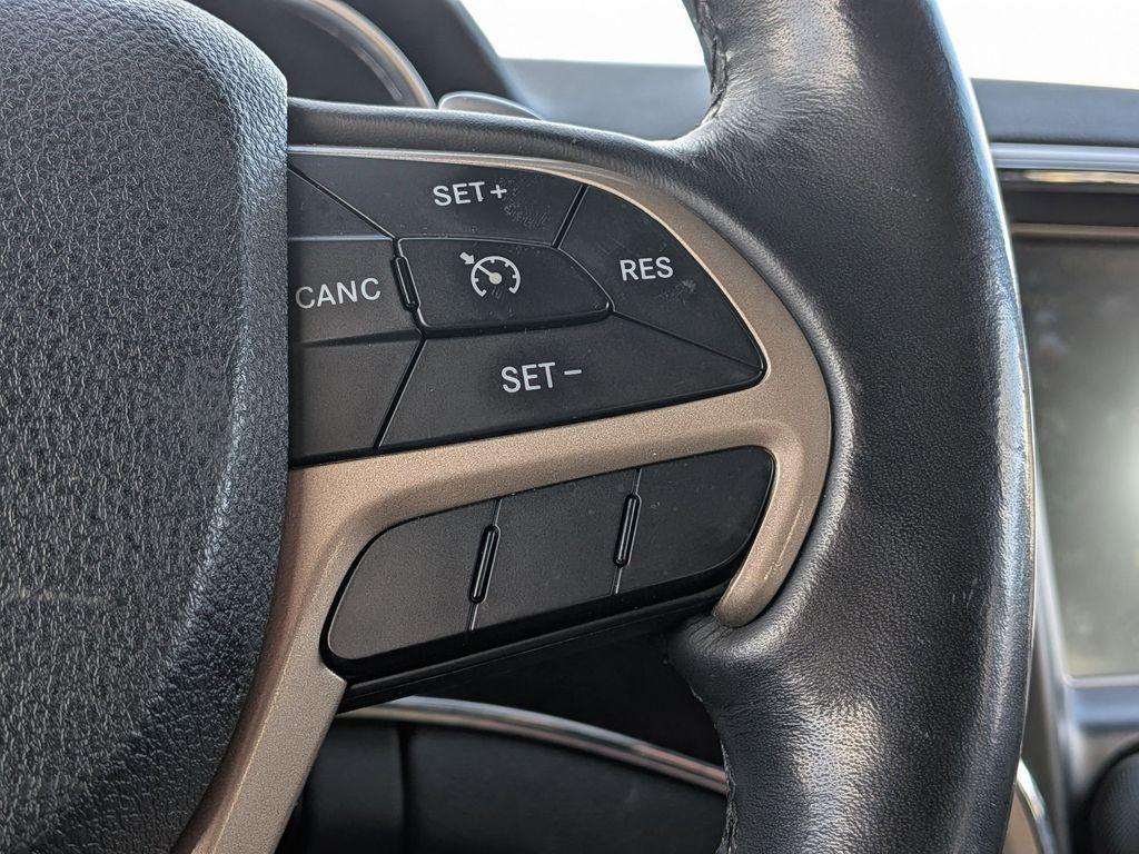 used 2015 Jeep Grand Cherokee car, priced at $7,995