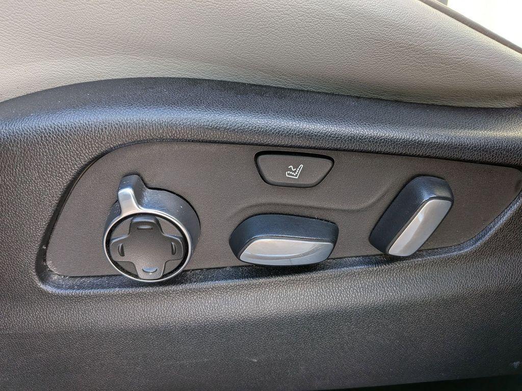 used 2019 Cadillac XT4 car, priced at $18,495