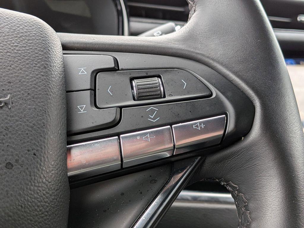 used 2025 Cadillac XT6 car, priced at $44,495