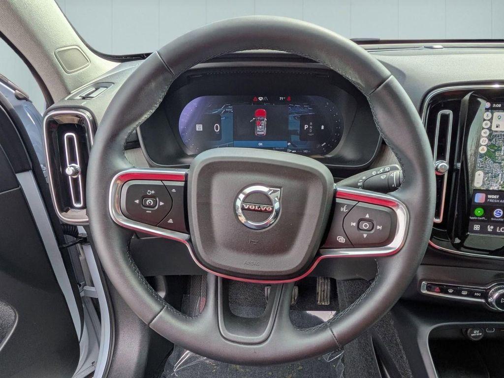 used 2026 Volvo XC40 car, priced at $44,003