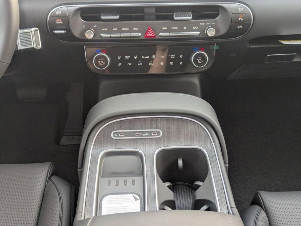 new 2026 Hyundai Palisade Hybrid car, priced at $51,039