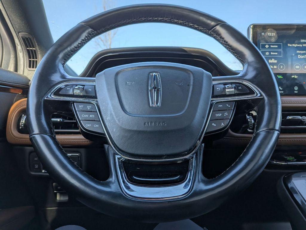 used 2022 Lincoln Nautilus car, priced at $26,495