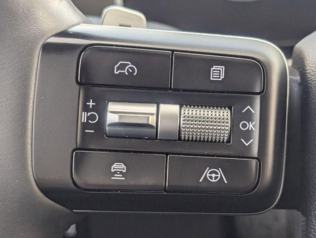 used 2025 Hyundai Santa Fe car, priced at $31,954
