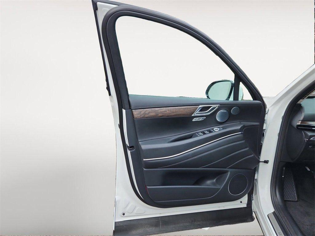 new 2025 Genesis GV80 car, priced at $70,725