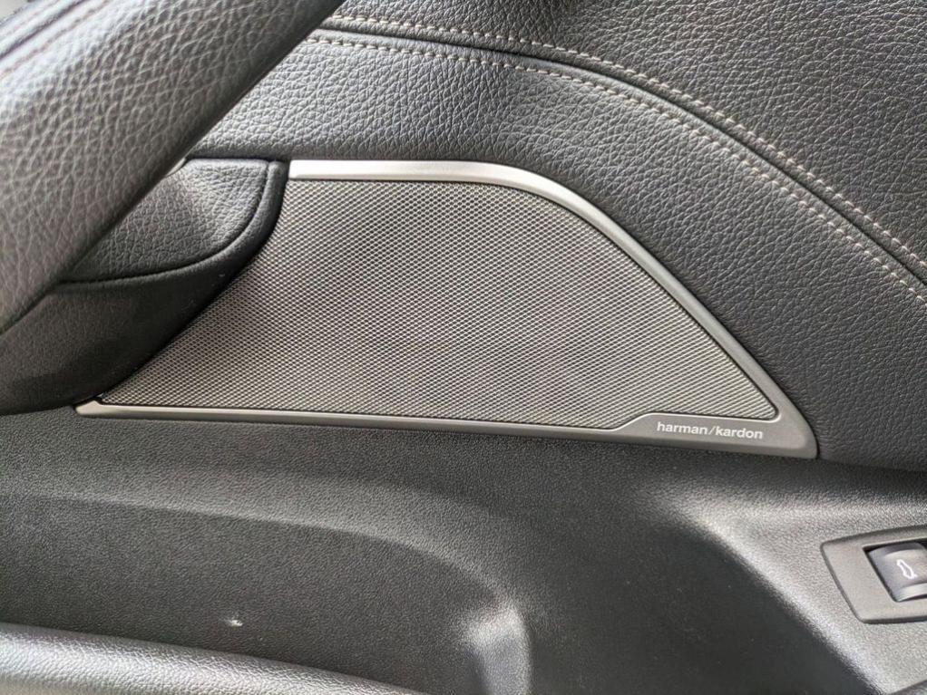 used 2022 BMW M550 car, priced at $39,995