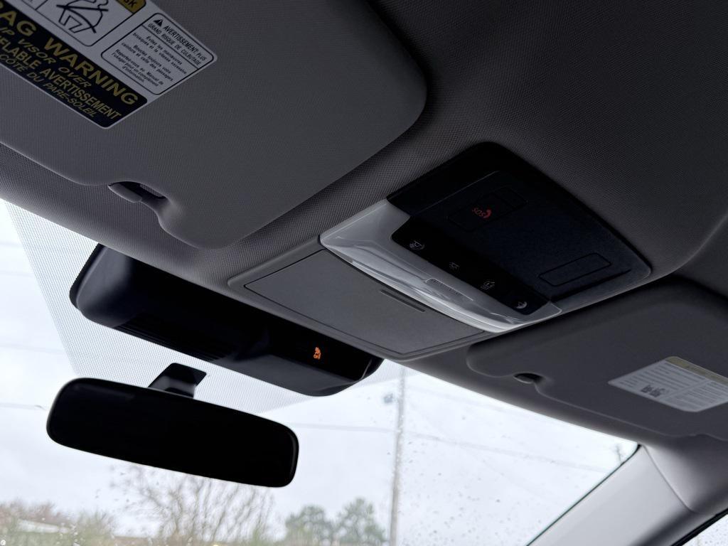 used 2024 Mitsubishi Outlander car, priced at $23,828