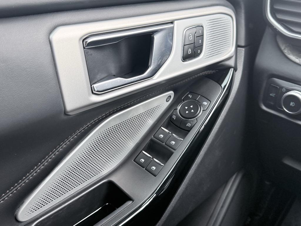 used 2021 Ford Explorer car, priced at $23,728