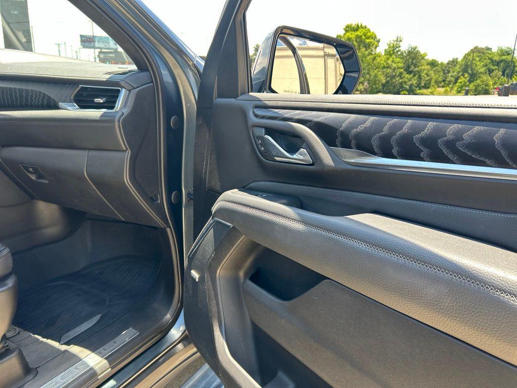 used 2021 GMC Yukon car, priced at $41,757