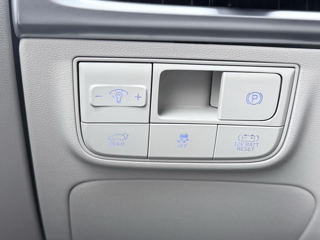 new 2026 Hyundai TUCSON Hybrid car, priced at $42,157