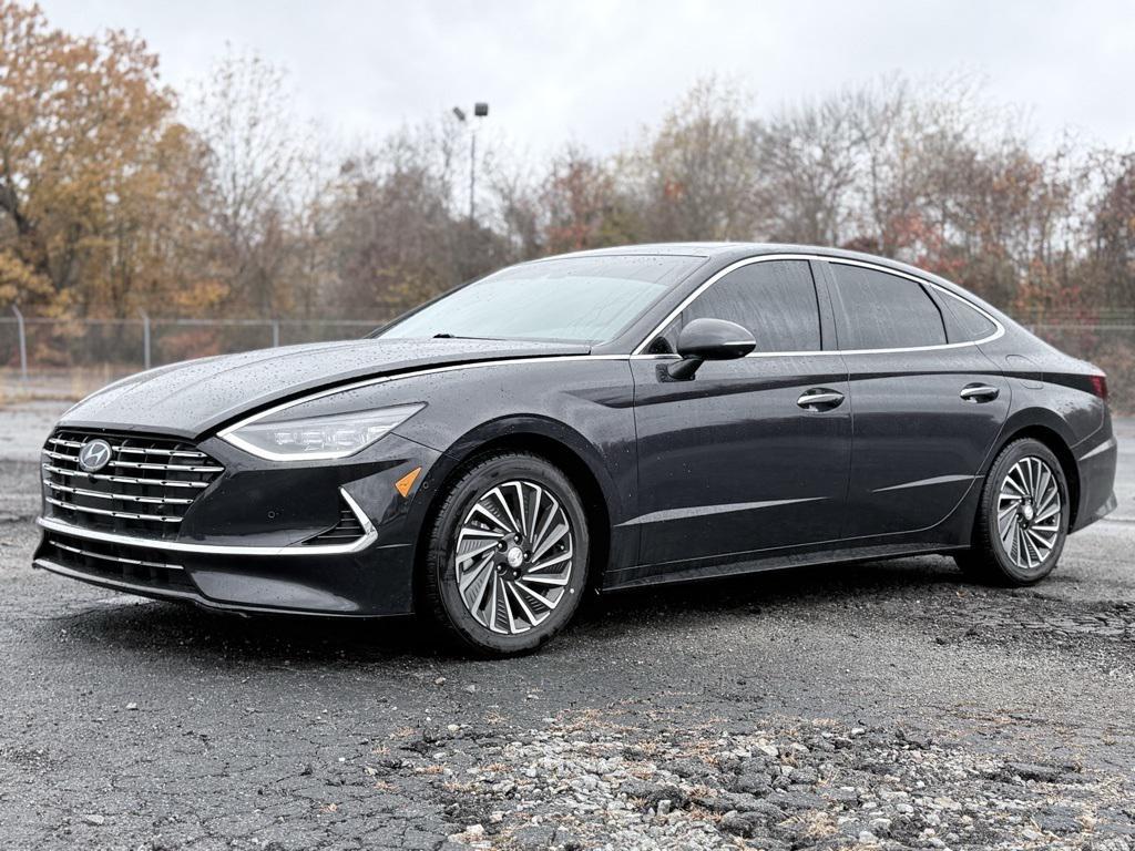 used 2023 Hyundai Sonata Hybrid car, priced at $25,244