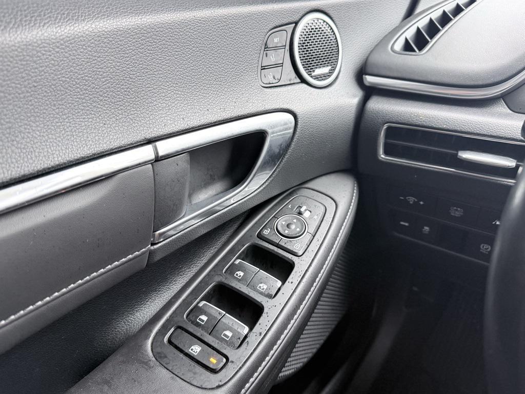 used 2023 Hyundai Sonata Hybrid car, priced at $25,244