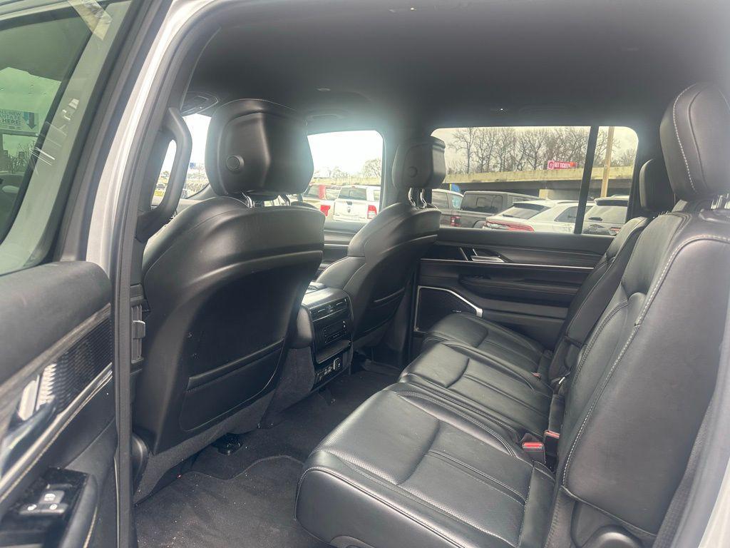 used 2023 Jeep Wagoneer car, priced at $38,539