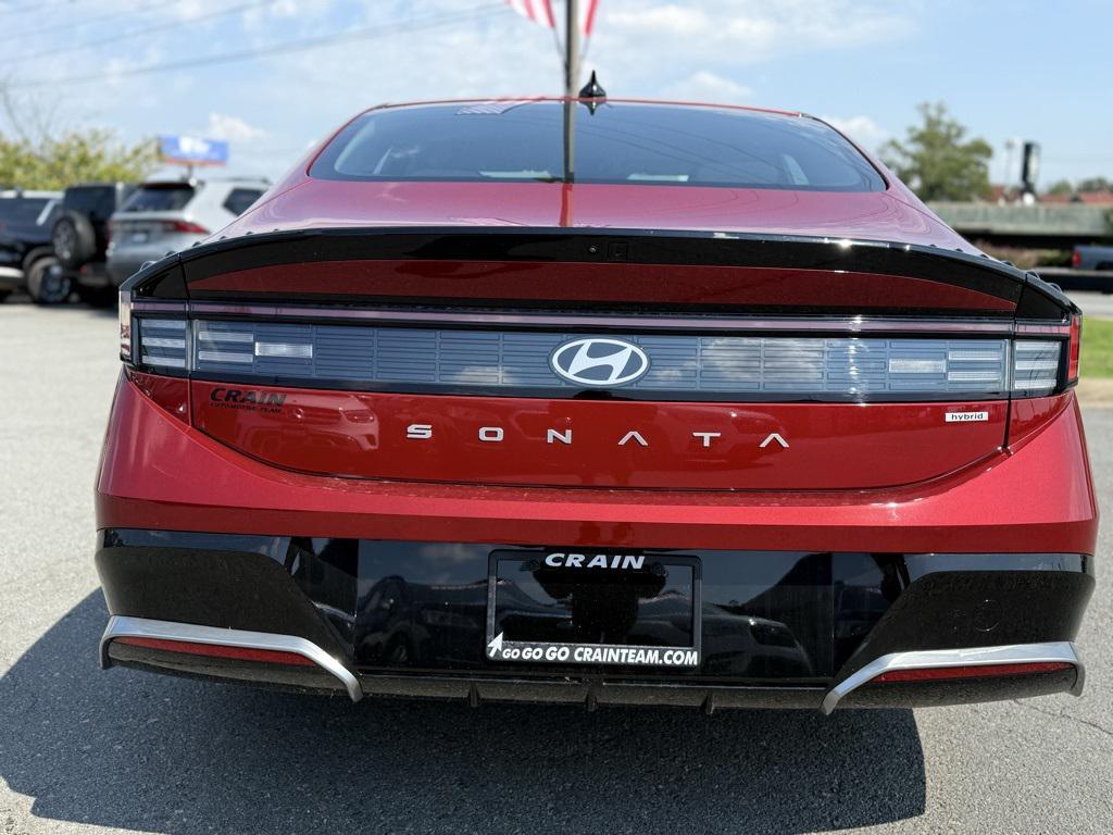 new 2025 Hyundai Sonata Hybrid car, priced at $32,836