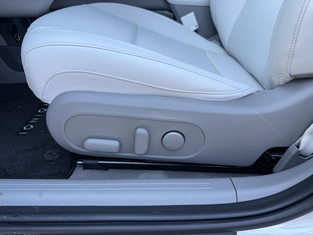 new 2025 Hyundai IONIQ 6 car, priced at $39,874