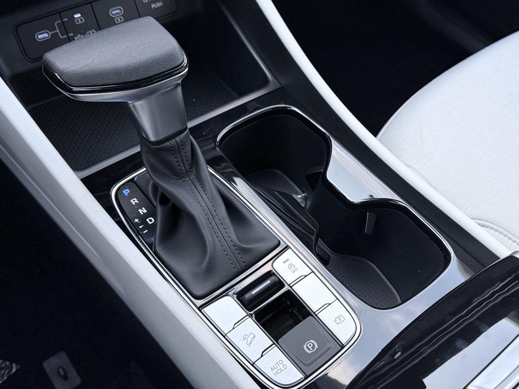 new 2026 Hyundai Tucson car, priced at $31,296