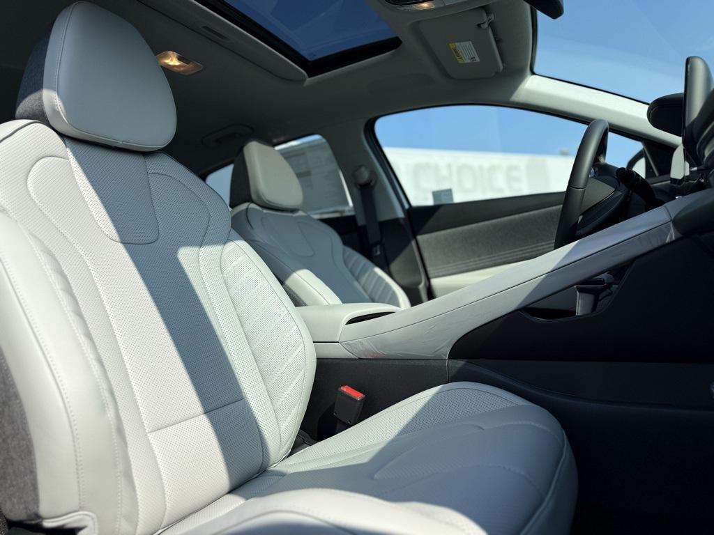 new 2025 Hyundai ELANTRA HEV car, priced at $28,348