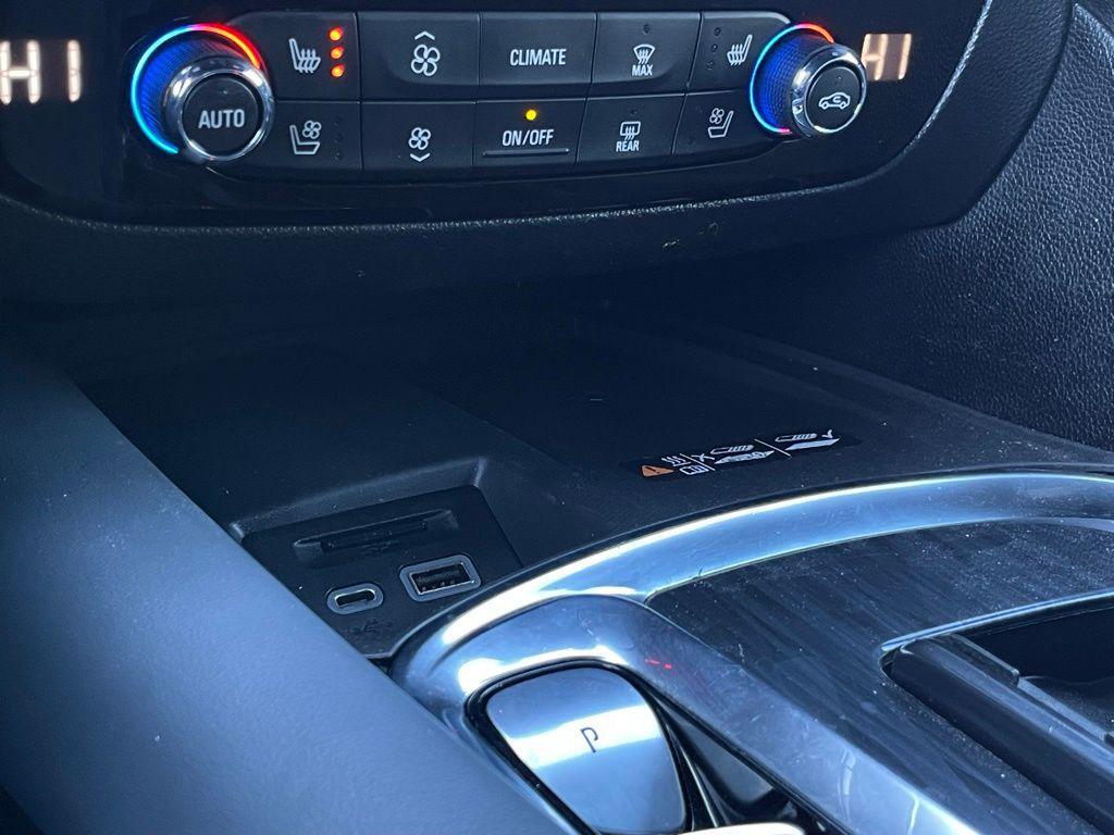 used 2024 Buick Enclave car, priced at $30,123