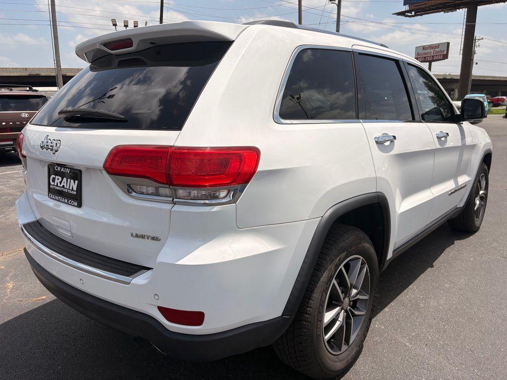 used 2017 Jeep Grand Cherokee car, priced at $13,129