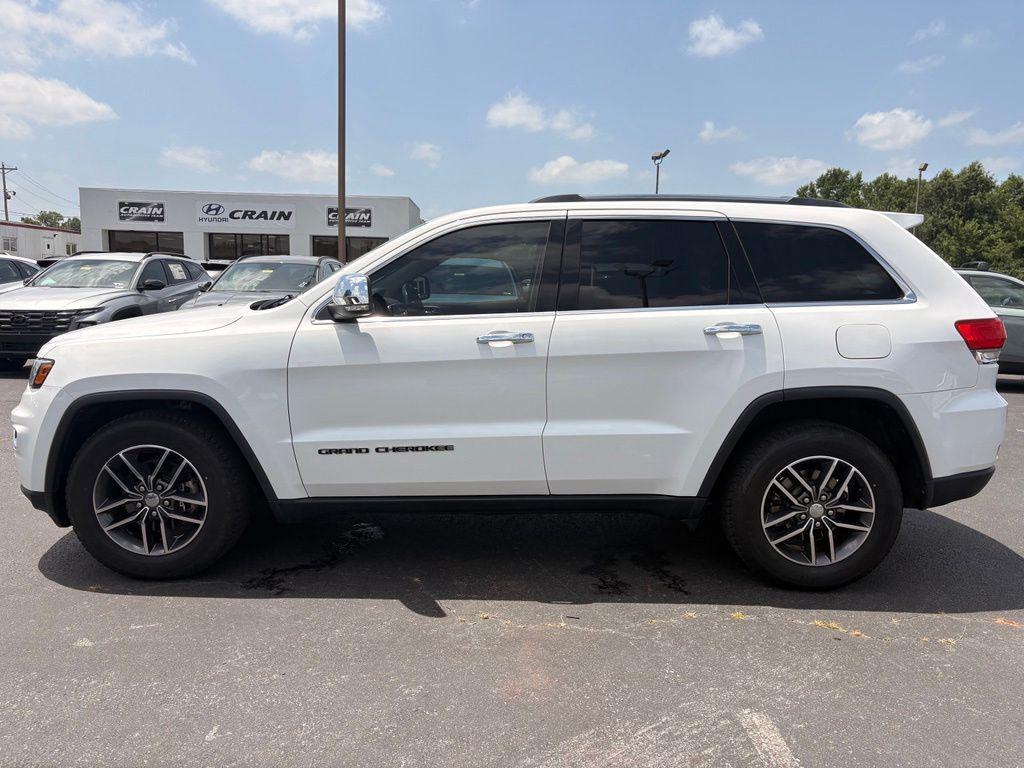 used 2017 Jeep Grand Cherokee car, priced at $13,129