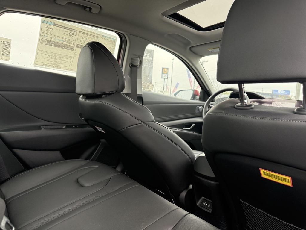 new 2025 Hyundai ELANTRA HEV car, priced at $28,917