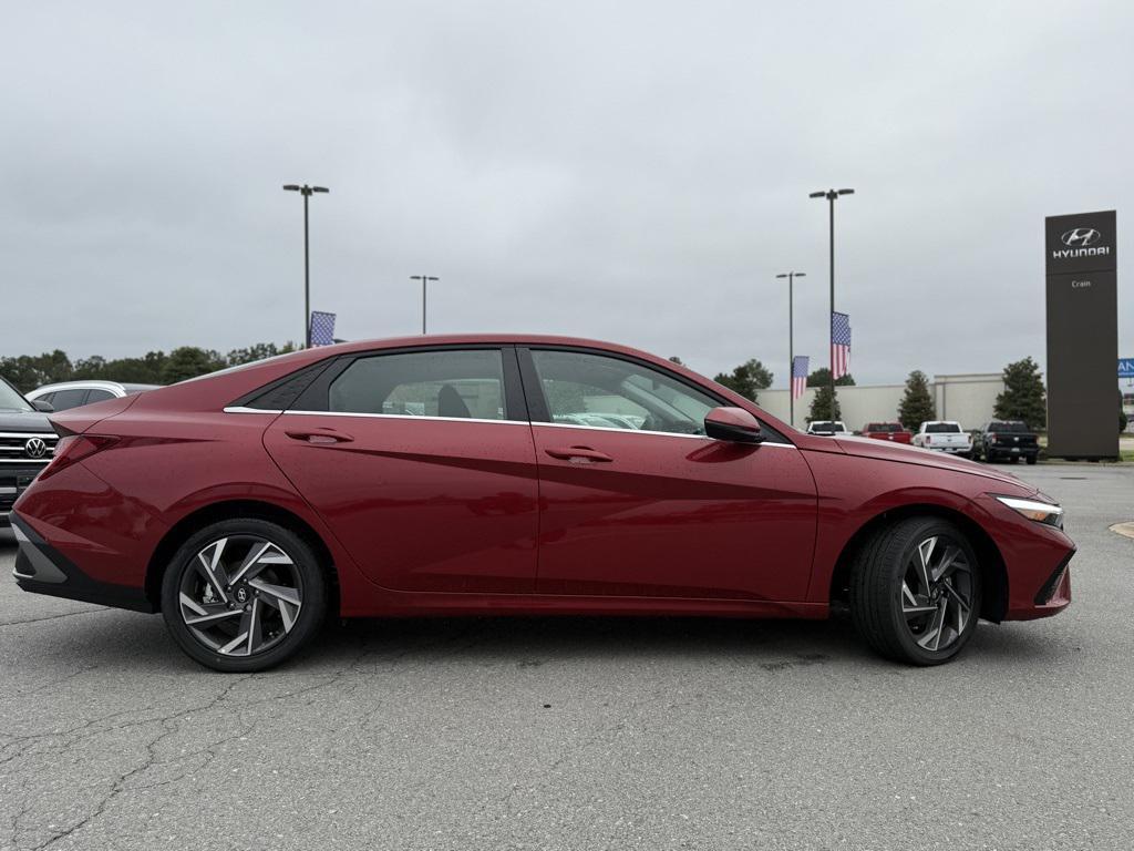 new 2025 Hyundai ELANTRA HEV car, priced at $28,917