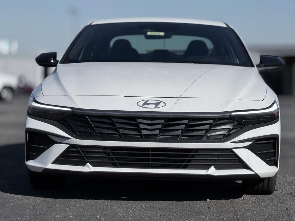 new 2025 Hyundai ELANTRA HEV car, priced at $26,570