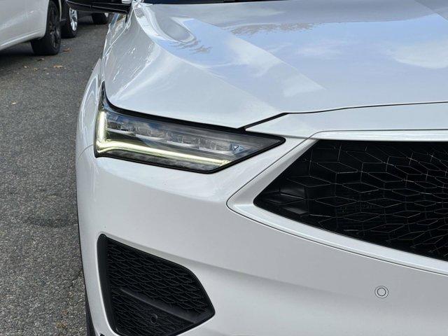 used 2022 Acura MDX car, priced at $38,890