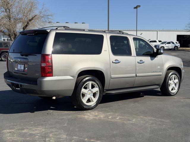 used 2008 Chevrolet Suburban car, priced at $8,000