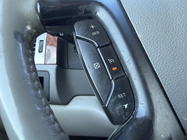 used 2008 Chevrolet Suburban car, priced at $8,000