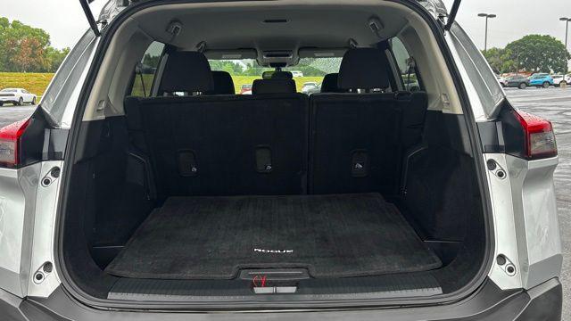 used 2021 Nissan Rogue car, priced at $21,613