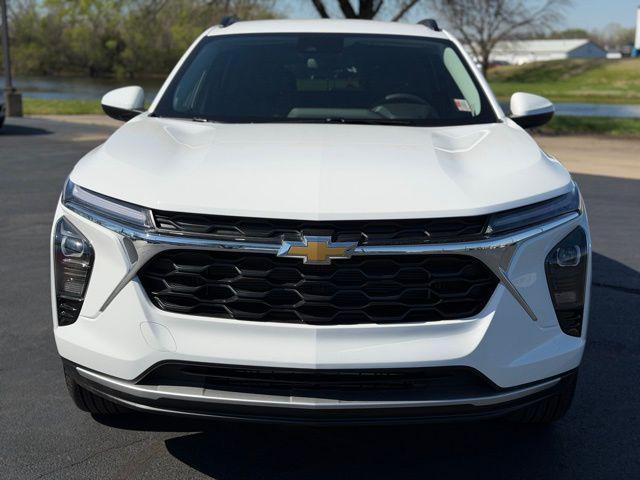 new 2026 Chevrolet Trax car, priced at $26,105